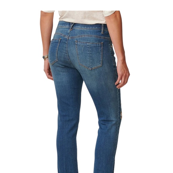 #290 ☑️Democracy Girlfriend Floral Embroidered Denim Jean - Picture 4 of 11